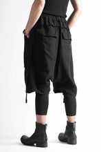 画像をギャラリービューアに読み込む, A.F ARTEFACT SWITCHING SHORTS / COMBI FABRICS (BLACK)