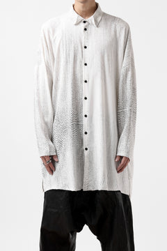 Load image into Gallery viewer, PAL OFFNER OVER SIZED SHIRT / VISCOSE (DOTS PRINT)