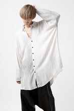 Load image into Gallery viewer, PAL OFFNER OVER SIZED SHIRT / VISCOSE (DOTS PRINT)