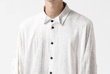 Load image into Gallery viewer, PAL OFFNER OVER SIZED SHIRT / VISCOSE (DOTS PRINT)