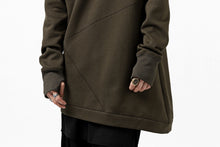 Load image into Gallery viewer, FIRST AID TO THE INJURED PRAGN SWEAT LONG TOPS / BRUSHED BACK TERRY (MOSS)