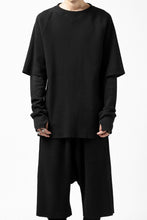 Load image into Gallery viewer, FIRST AID TO THE INJURED SJENSE LAYERED SLEEVE TOPS / WAFFEL + RIB JERSEY (BLACK)