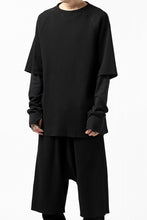 Load image into Gallery viewer, FIRST AID TO THE INJURED SJENSE LAYERED SLEEVE TOPS / WAFFEL + RIB JERSEY (BLACK)