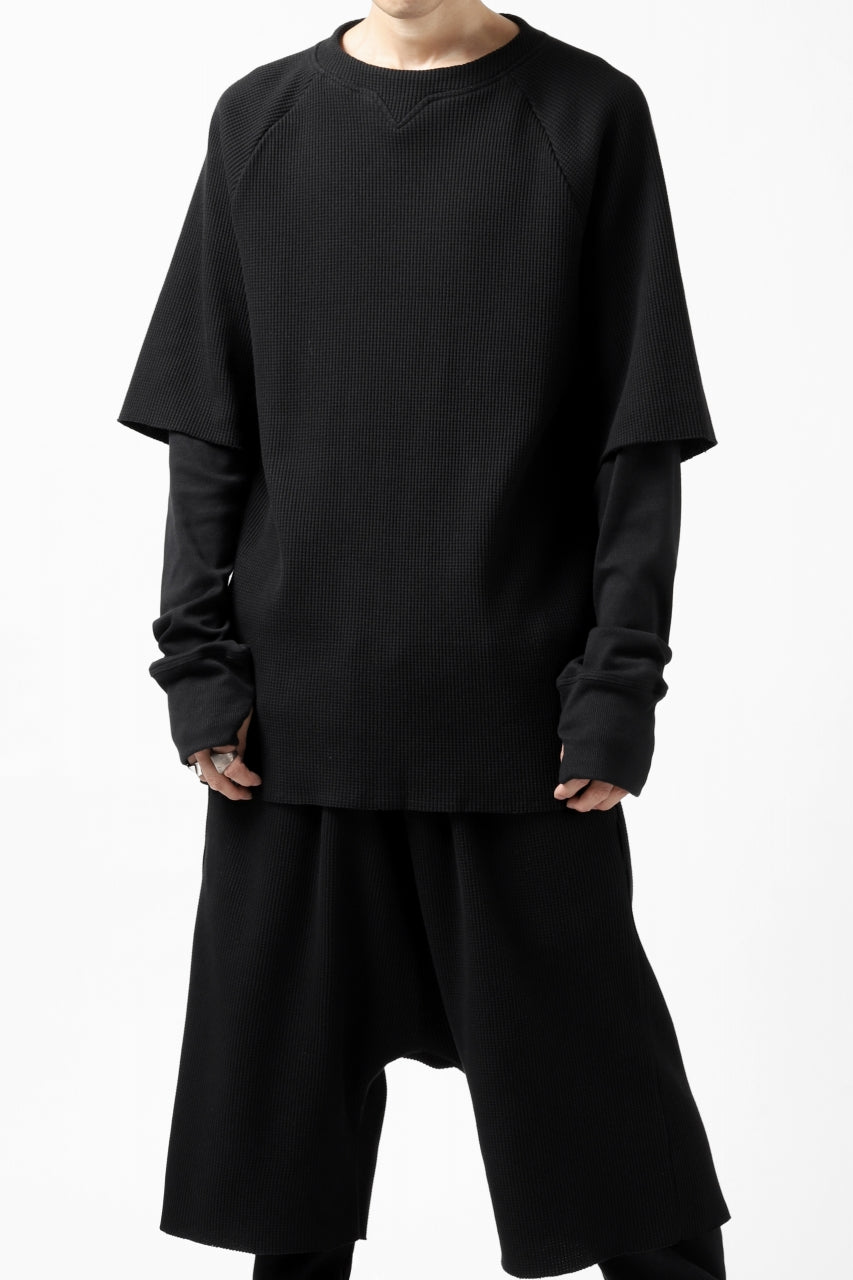 Load image into Gallery viewer, FIRST AID TO THE INJURED SJENSE LAYERED SLEEVE TOPS / WAFFEL + RIB JERSEY (BLACK)