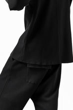 Load image into Gallery viewer, FIRST AID TO THE INJURED SJENSE LAYERED SLEEVE TOPS / WAFFEL + RIB JERSEY (BLACK)