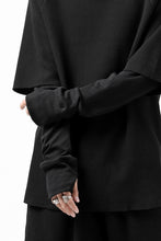 Load image into Gallery viewer, FIRST AID TO THE INJURED SJENSE LAYERED SLEEVE TOPS / WAFFEL + RIB JERSEY (BLACK)