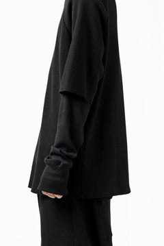 Load image into Gallery viewer, FIRST AID TO THE INJURED SJENSE LAYERED SLEEVE TOPS / WAFFEL + RIB JERSEY (BLACK)