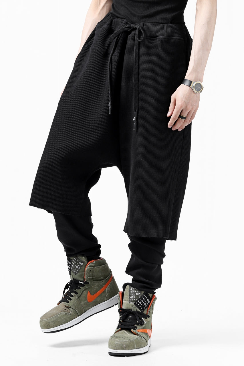 Load image into Gallery viewer, FIRST AID TO THE INJURED WURICH LAYERED PANT / WAFFEL + RIB JERSEY (BLACK)