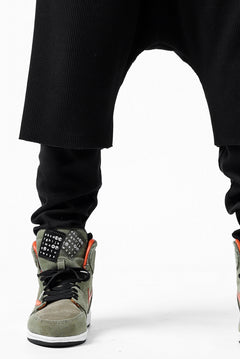Load image into Gallery viewer, FIRST AID TO THE INJURED WURICH LAYERED PANT / WAFFEL + RIB JERSEY (BLACK)