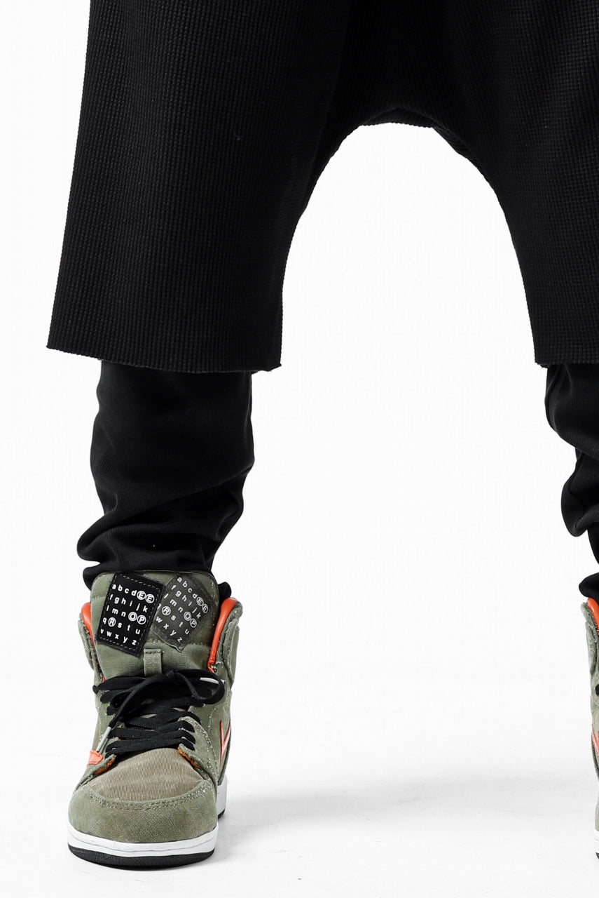 Load image into Gallery viewer, FIRST AID TO THE INJURED WURICH LAYERED PANT / WAFFEL + RIB JERSEY (BLACK)