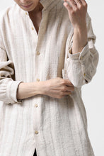 画像をギャラリービューアに読み込む, COLINA GARDENER SHIRT / SHADOW STRIPE (LINEN / NEPPED SILK) (BROWN)