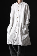 画像をギャラリービューアに読み込む, YUTA MATSUOKA shirt-coat / washed cotton linen stripe (off white)