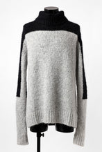 画像をギャラリービューアに読み込む, thomkrom HIGH COLLAR KNIT PULLOVER / ALPACA WOOL (LIGHT GREY x BLACK)