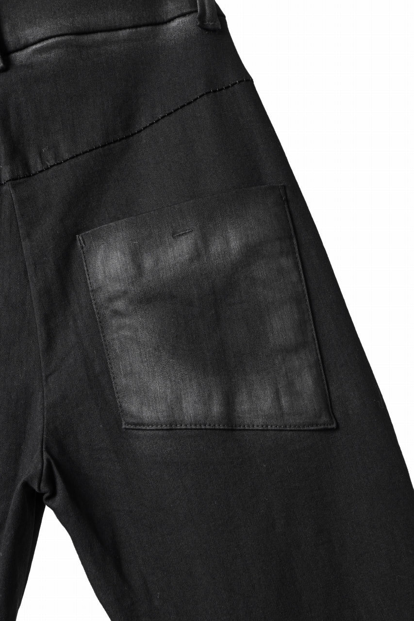 Load image into Gallery viewer, thomkrom SKINNY TROUSERS with CONTRAST SCAR STITCH / STRETCH DENIM (BLACK COATED)