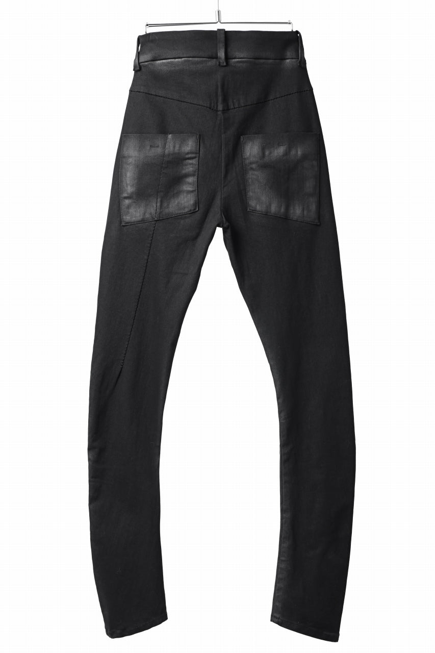 Load image into Gallery viewer, thomkrom SKINNY TROUSERS with CONTRAST SCAR STITCH / STRETCH DENIM (BLACK COATED)