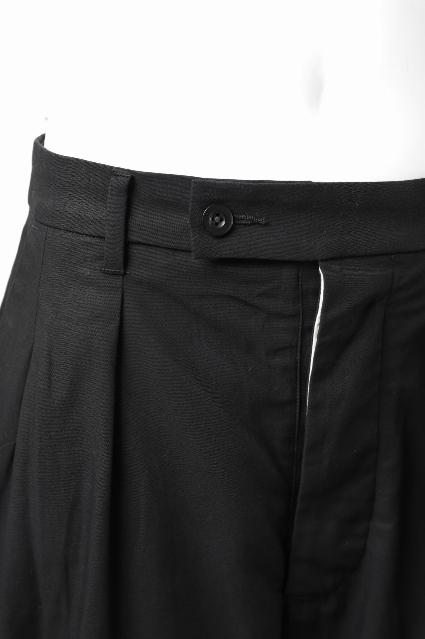 画像をギャラリービューアに読み込む, KLASICA GOSSE 2 TUCKED TROUSERS / DRY BACK TWILL (BLACK)