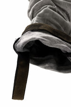 画像をギャラリービューアに読み込む, BORIS BIDJAN SABERI TIGHT FIT PANTS / ACID DYED & BODY MOLDED "P13.TF-F1603K" (PUNK GREY)