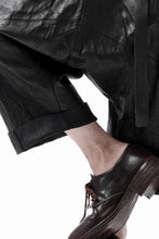 画像をギャラリービューアに読み込む, PAL OFFNER HANG LOOSE TROUSERS / LAMB LEATHER (BLACK)