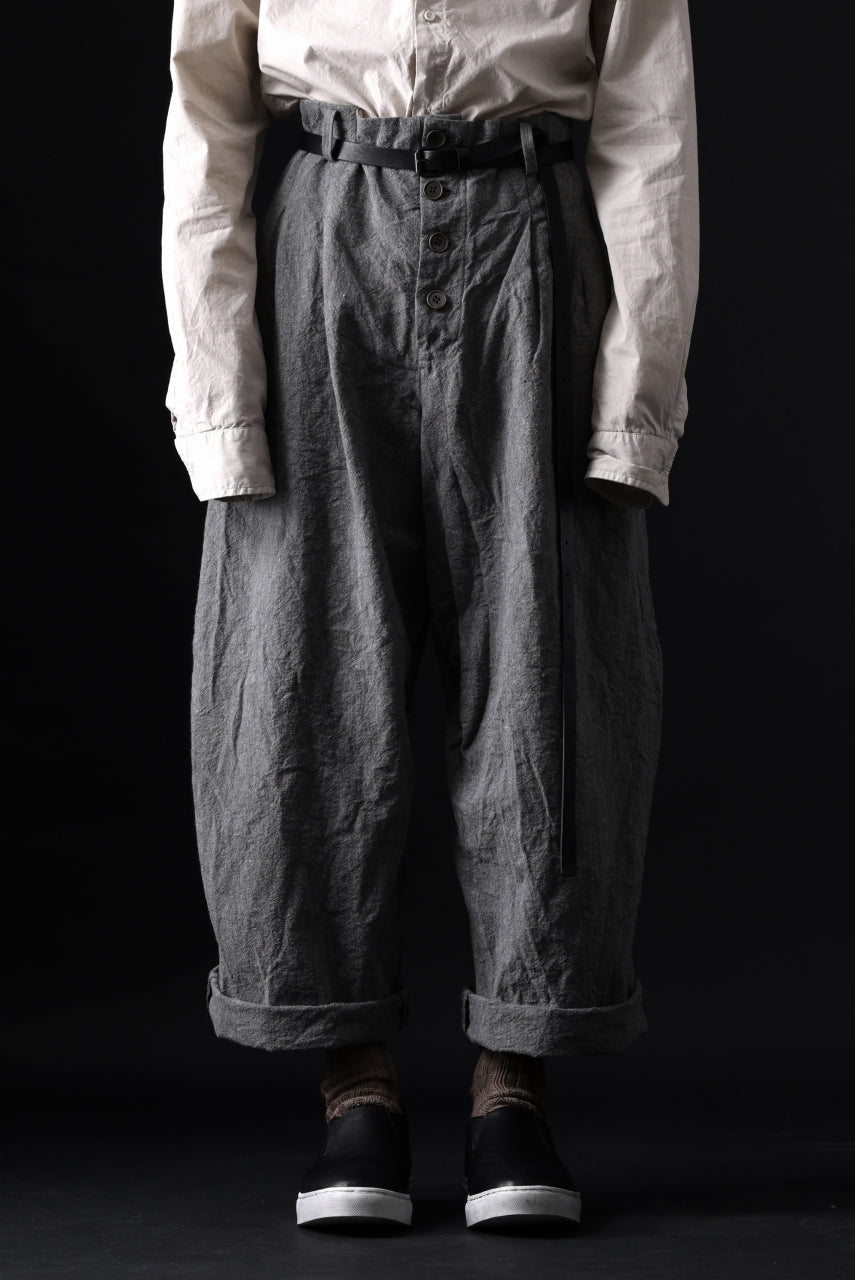 画像をギャラリービューアに読み込む, YUTA MATSUOKA tuck darts pants / washed chambray (dark gray)