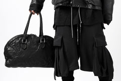 Load image into Gallery viewer, ISAMU KATAYAMA BACKLASH GYM BAG / Italy Shoulder + Steer OBJECT DYED (BLACK)