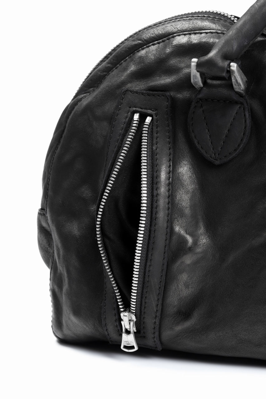 Load image into Gallery viewer, ISAMU KATAYAMA BACKLASH GYM BAG / Italy Shoulder + Steer OBJECT DYED (BLACK)