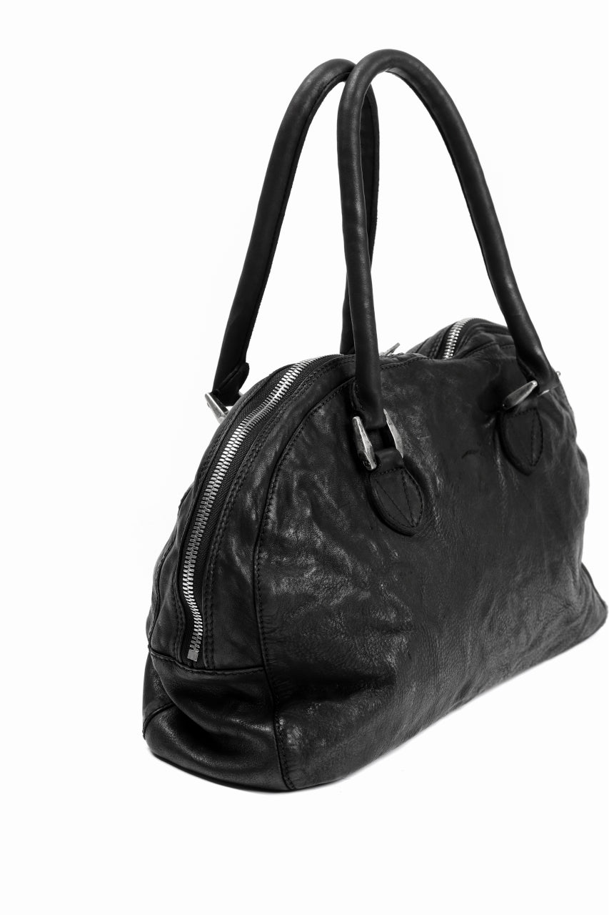 Load image into Gallery viewer, ISAMU KATAYAMA BACKLASH GYM BAG / Italy Shoulder + Steer OBJECT DYED (BLACK)