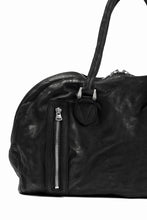 Load image into Gallery viewer, ISAMU KATAYAMA BACKLASH GYM BAG / Italy Shoulder + Steer OBJECT DYED (BLACK)