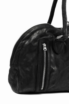 Load image into Gallery viewer, ISAMU KATAYAMA BACKLASH GYM BAG / Italy Shoulder + Steer OBJECT DYED (BLACK)