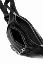 画像をギャラリービューアに読み込む, ISAMU KATAYAMA BACKLASH SMART SHOULDER BAG / WAXY HORSE (BLACK)