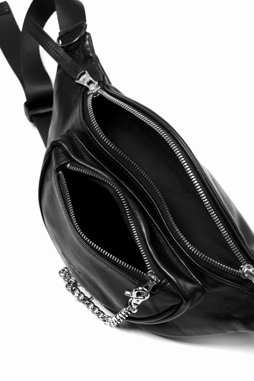 画像をギャラリービューアに読み込む, ISAMU KATAYAMA BACKLASH SMART SHOULDER BAG / WAXY HORSE (BLACK)