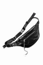 画像をギャラリービューアに読み込む, ISAMU KATAYAMA BACKLASH SMART SHOULDER BAG / WAXY HORSE (BLACK)