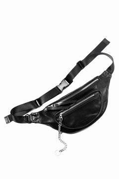 画像をギャラリービューアに読み込む, ISAMU KATAYAMA BACKLASH SMART SHOULDER BAG / WAXY HORSE (BLACK)