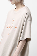 画像をギャラリービューアに読み込む, FACETASM CROSS LOGO PRINT BIG TEE (SAND BEIGE)