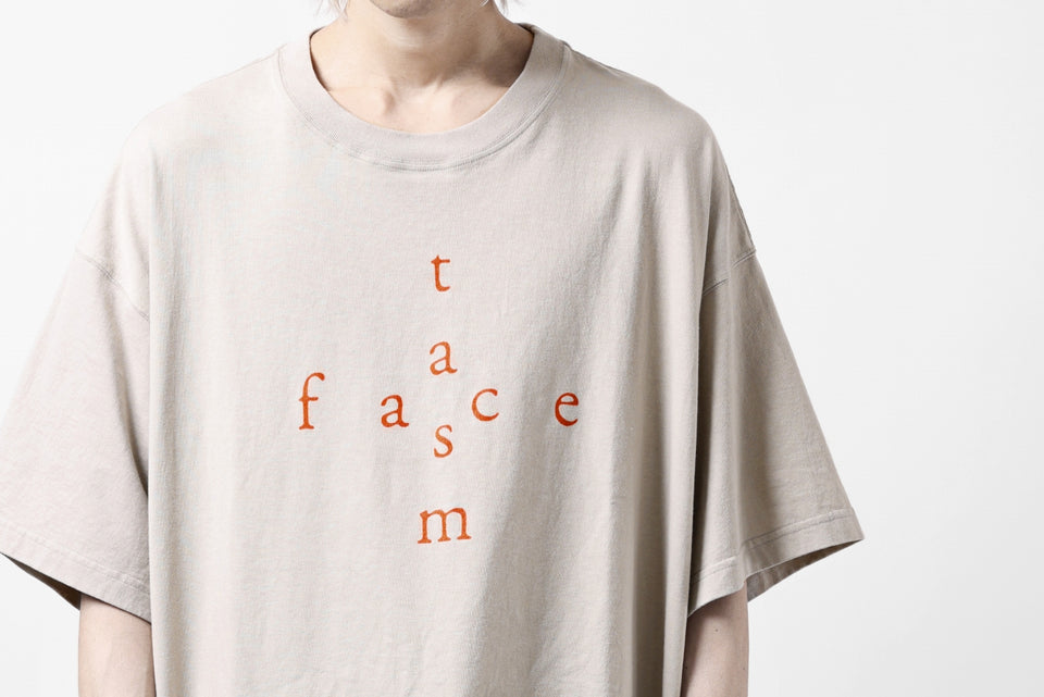 画像をギャラリービューアに読み込む, FACETASM CROSS LOGO PRINT BIG TEE (SAND BEIGE)