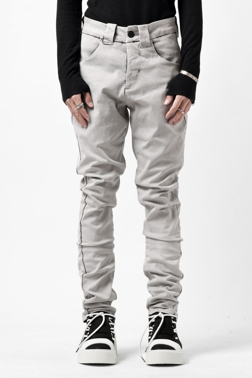 Load image into Gallery viewer, thom/krom SCAR-STITICHING DENIM PANTS / ACID BLEACH (CEMENT)