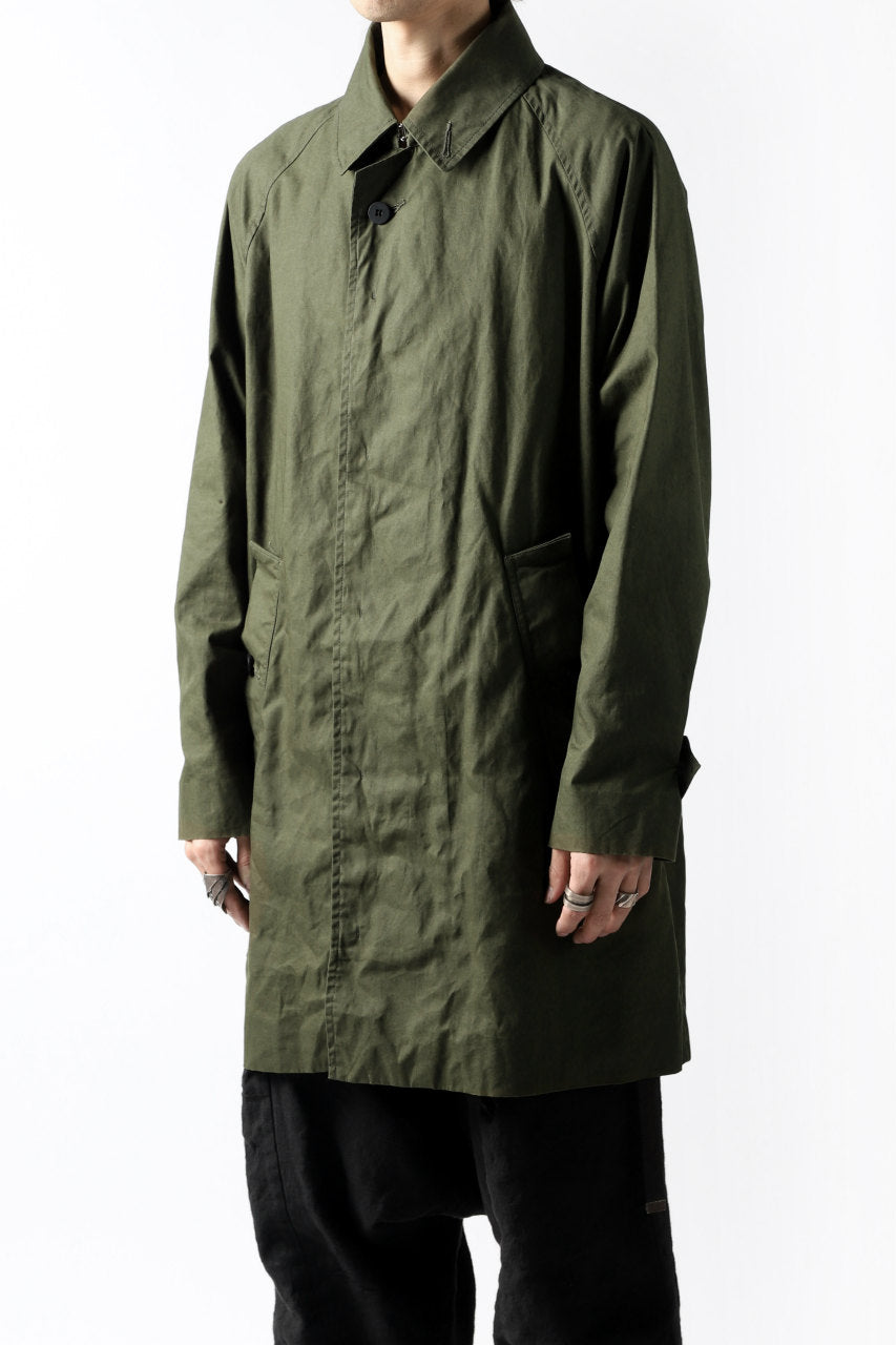 Load image into Gallery viewer, KLASICA BURRY MAC COAT / PARAFFINED COTTON (OLIVE)