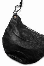Load image into Gallery viewer, ISAMU KATAYAMA BACKLASH 2WAY BAM FLAP BAG / ITALY SHOULDER OBJECT DYED (BLACK)