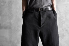 Load image into Gallery viewer, blackcrow linen-cotton woven short trousers (BLACK)