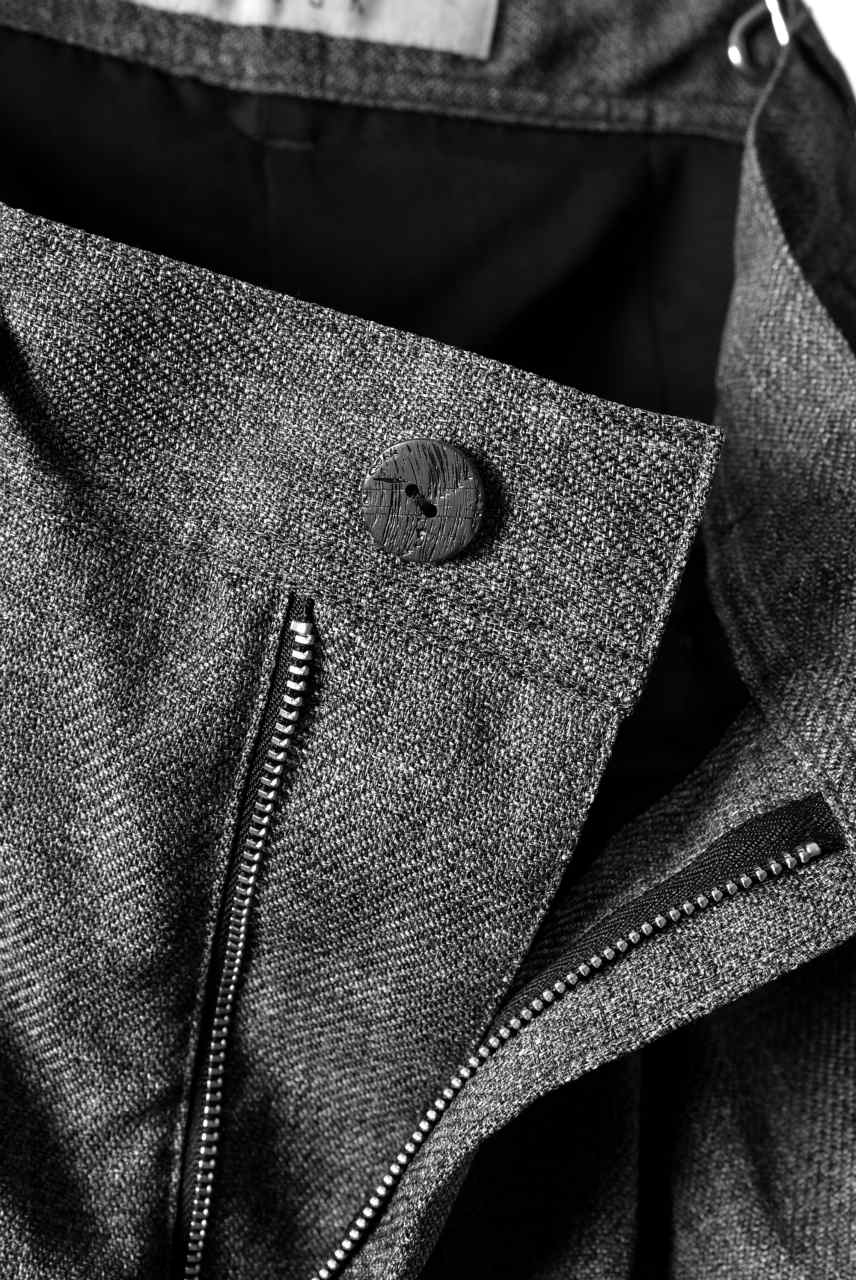 画像をギャラリービューアに読み込む, N/07 "MAUSK Detail" Three Dimensional Wide Tuck / Dart Cropped Pants #2 (GREY)