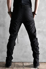 Load image into Gallery viewer, blackcrow high density cotton banana shape trousers (BLACK)