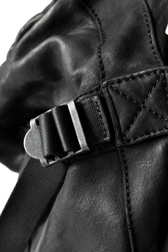 Load image into Gallery viewer, ISAMU KATAYAMA BACKLASH 3WAY FORMED BAG / Italy Shoulder+JP-Tanned Steer
