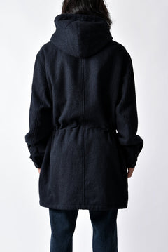 Load image into Gallery viewer, sus-sous anorak middle coat / sharkskin wool (DEEP NAVY)