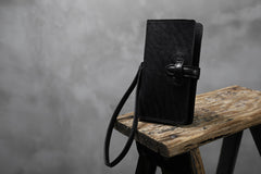 Load image into Gallery viewer, ISAMU KATAYAMA BACKLASH SMART PHONE CASE/PURSE / ITALY DOUBLE SHOULDER (BLACK)