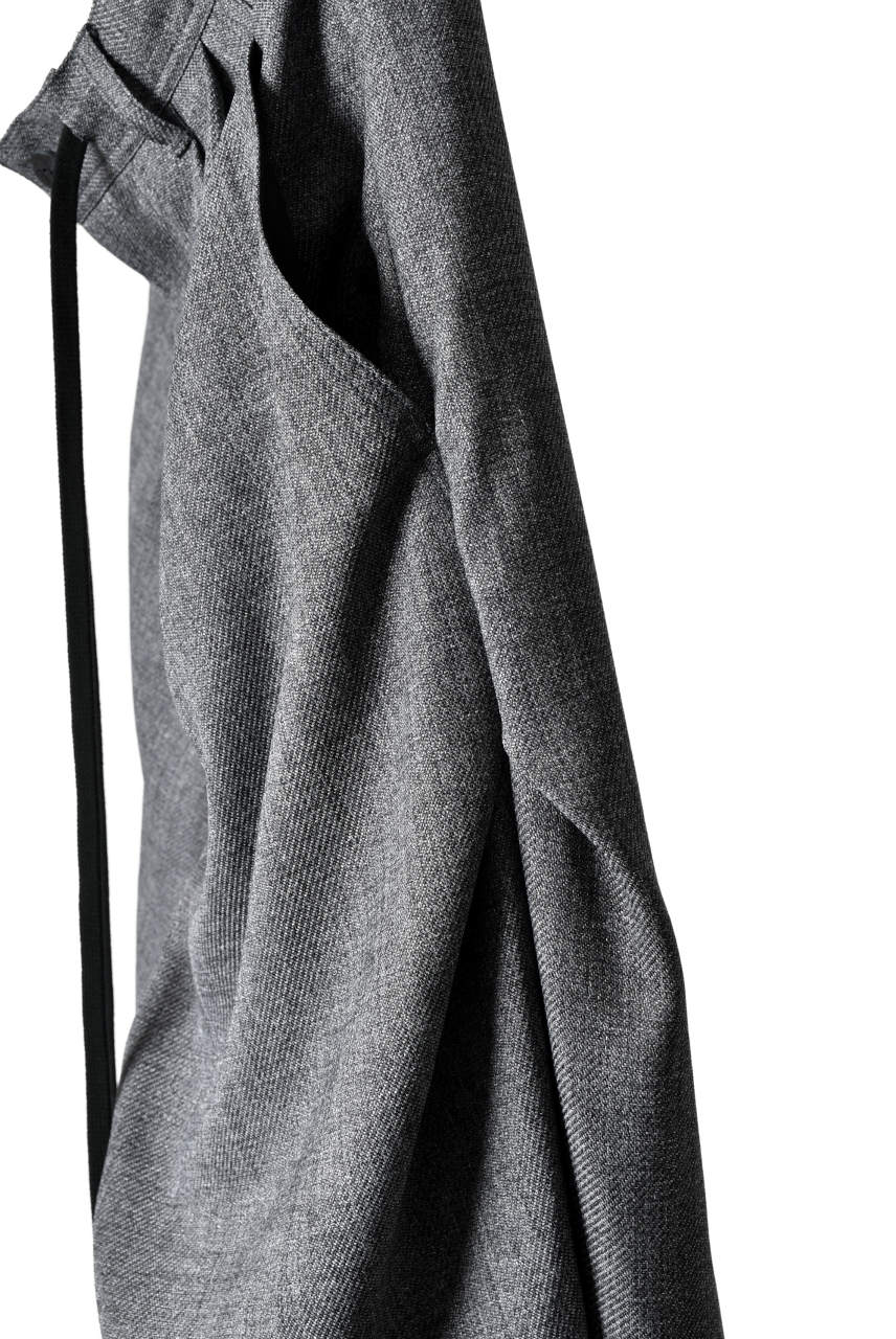 画像をギャラリービューアに読み込む, N/07 "MAUSK Detail" Three Dimensional Wide Tuck / Dart Cropped Pants #2 (GREY)