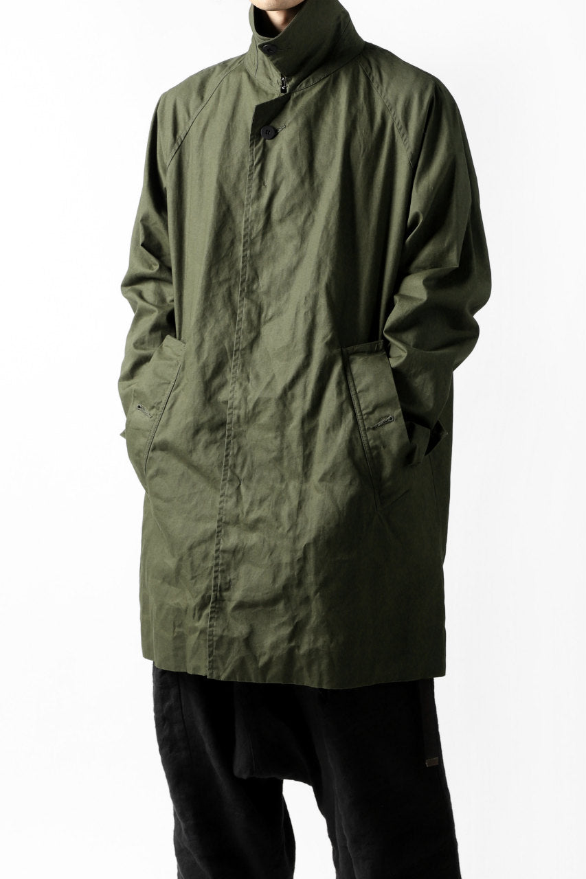Load image into Gallery viewer, KLASICA BURRY MAC COAT / PARAFFINED COTTON (OLIVE)