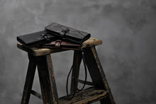 Load image into Gallery viewer, ISAMU KATAYAMA BACKLASH SMART PHONE CASE/PURSE / ITALY DOUBLE SHOULDER (DARK BROWN)