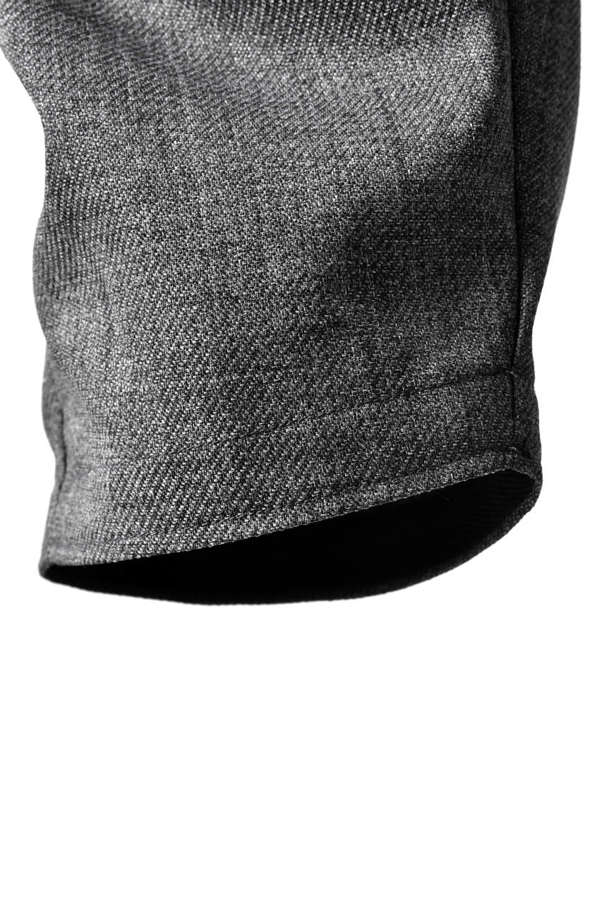 画像をギャラリービューアに読み込む, N/07 "MAUSK Detail" Three Dimensional Wide Tuck / Dart Cropped Pants #2 (GREY)