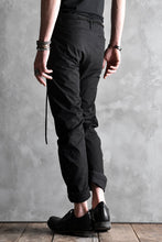Load image into Gallery viewer, blackcrow high density cotton banana shape trousers (BLACK)