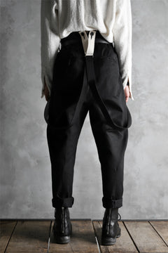 画像をギャラリービューアに読み込む, KLASICA MORROW HIGH RISE 3 TUCKED TAPERED TROUSERS / CHINO CLOTH (BLACK)