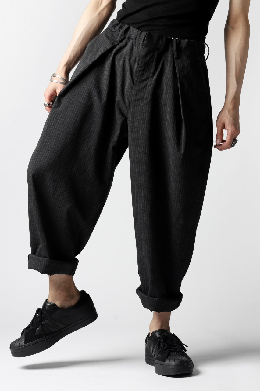 Load image into Gallery viewer, COLINA W-TUCK PANTS / WASHABLE WOOL TROPICAL (STRIPE)